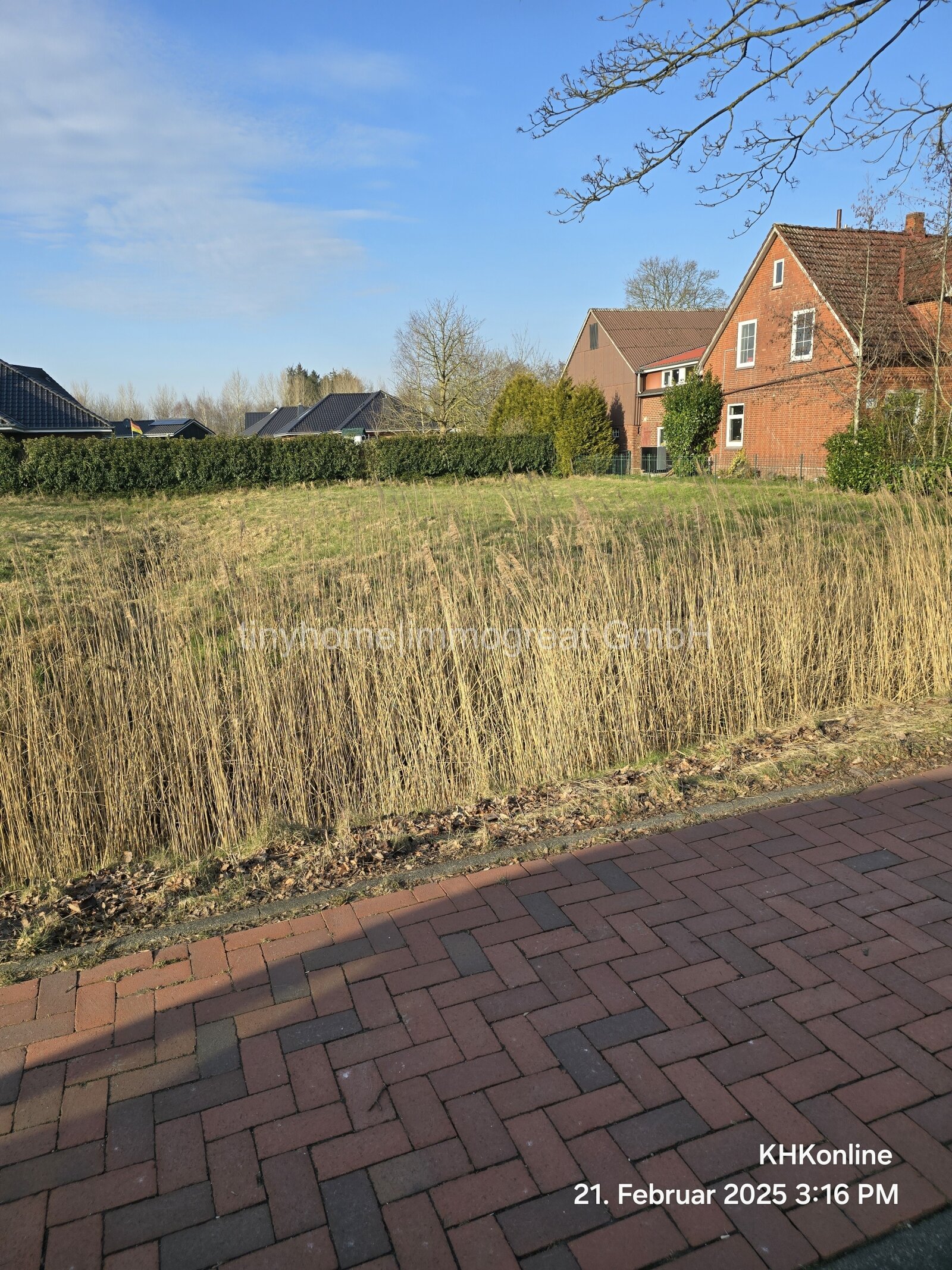 Kleines Einfamilienhaus/ Blockbohlen-Holzmassivholz in 21775 Ihlienworth